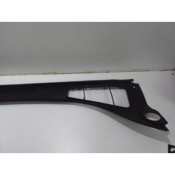 Churrasqueira Grade Frontal Focus 2016 Bm51-a02216-af *9002