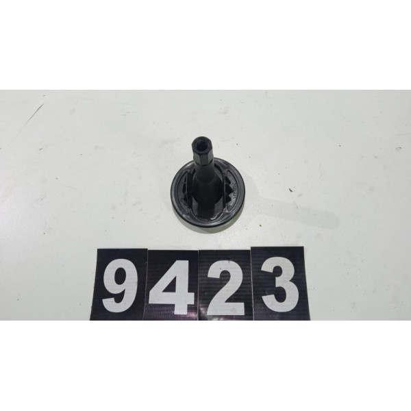 Suporte Porca Fixação Estepe Clio Logan Sandero *9423