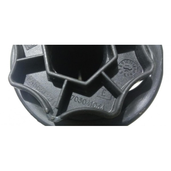 Suporte Porca Fixação Estepe Clio Logan Sandero *9423