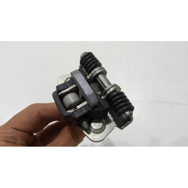Limitador Dianteiro Direito Renault Clio 2015 *9338