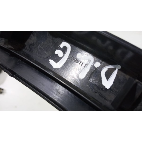 Moldura Puxador Porta Dia. Direita Argo 2019 100239911 *9067