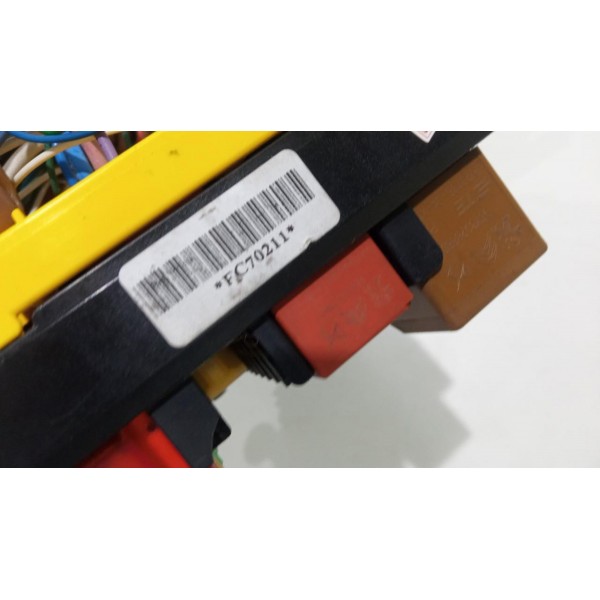 Caixa Fusível Relê Renault Clio7703597061 *9083