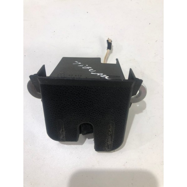Fechadura Tampa Traseira Jetta Golf Passat 5m0827505e