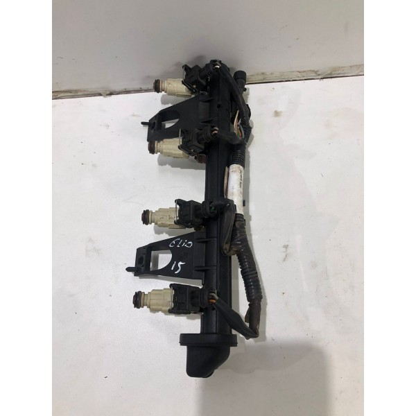 Flauta Com 4 Bicos Clio 2015 1.0 16v 8200872135