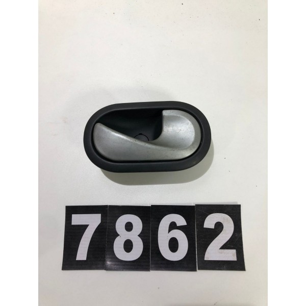 Maçaneta Interna Traseira Direita Megane *7862 Cx145
