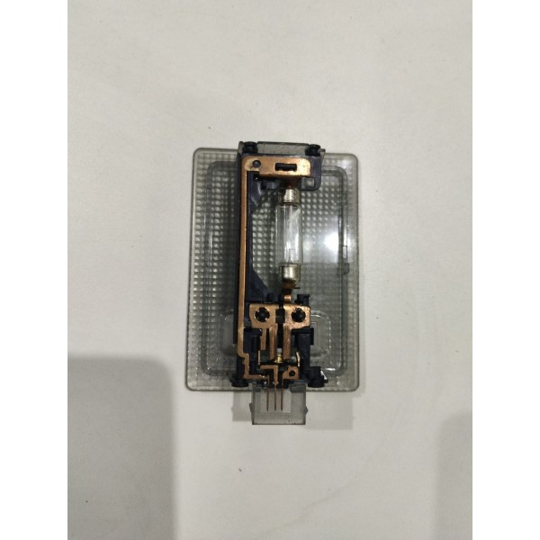 Luz De Teto Cortesia Gm Onix 2016 *7769 Cx144