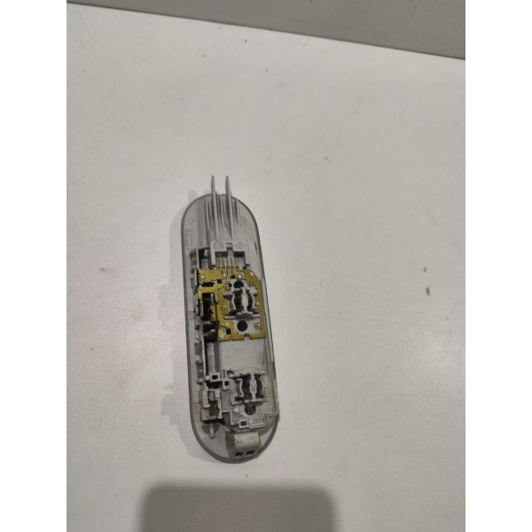 Luz De Teto Cortesia Renault Logan 2019 *7795 Cx144
