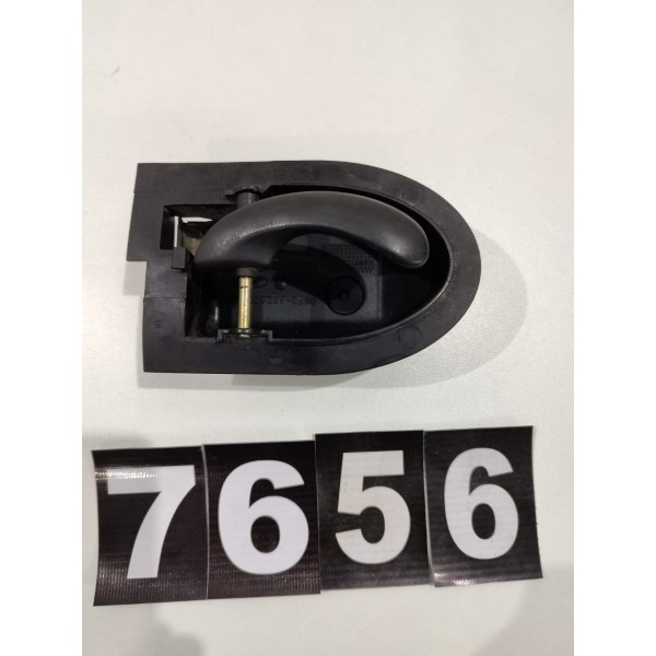Maçaneta Interna Dianteira Direita Courrier *7656 Cx143