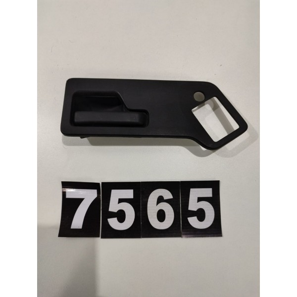 Maçaneta Dianteira Esquerda Fiat Uno *7565 Cx141