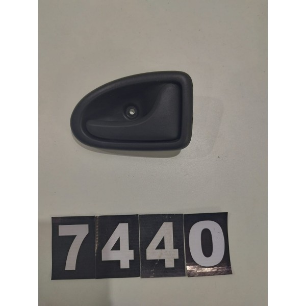 Maçaneta Traseira Direita Renault Clio 2010 *7440 Cx139