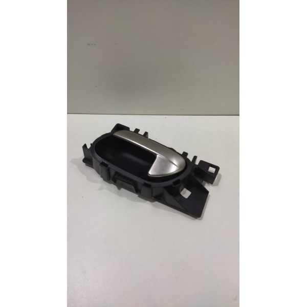 Maçaneta Traseira Esquerda Peugeot 208 2022 *7361 Cx138