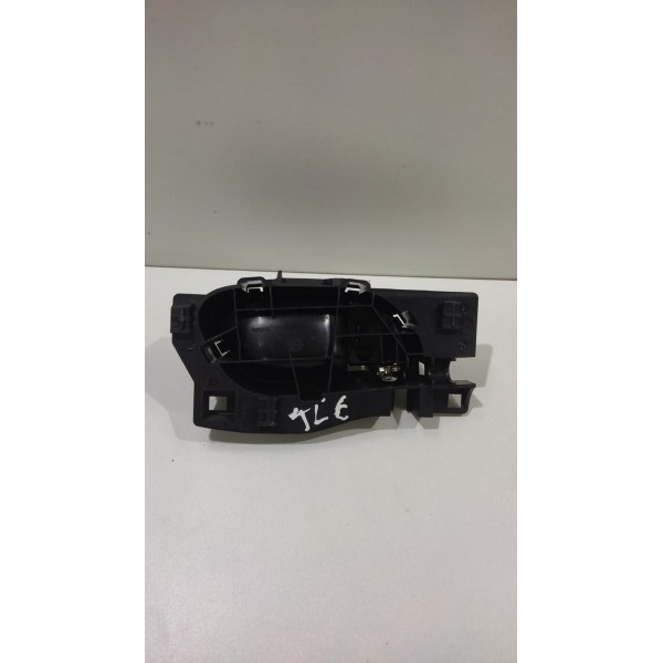 Maçaneta Traseira Esquerda Peugeot 208 2022 *7361 Cx138