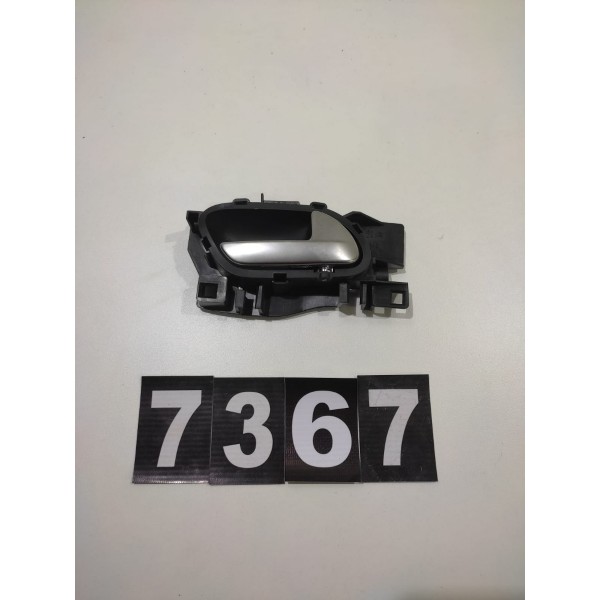 Maçaneta Dianteira Direita Peugeot 208 2022 *7367 Cx138