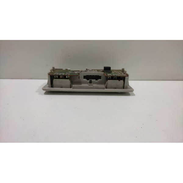 Luz De Cortesia Santana/golf 96 357947111 *7381 Cx138