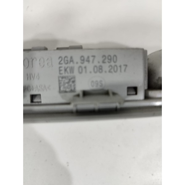 Luz Cortesia Traseira Cinza Polo Virtus 2021 *7064 Cx133