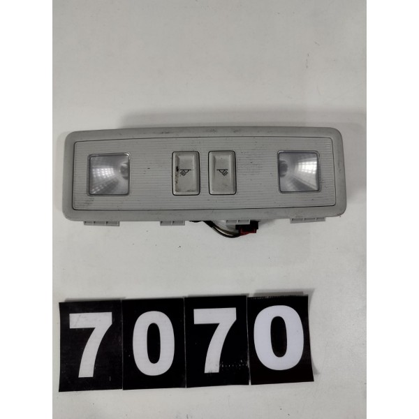 Luz Cortesia Traseira Cinza Polo Virtus 2020 *7070 Cx133