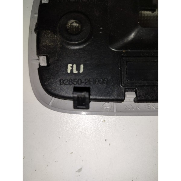 Luz De Teto Hyundai I30 928502h000 *7069 Cx133