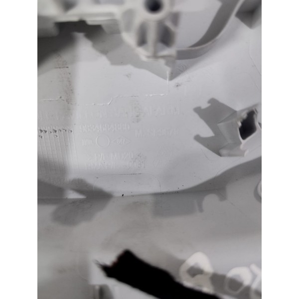 Luz Teto Cortesia Peugeot 208 2022 9834684880 *7055 Cx133